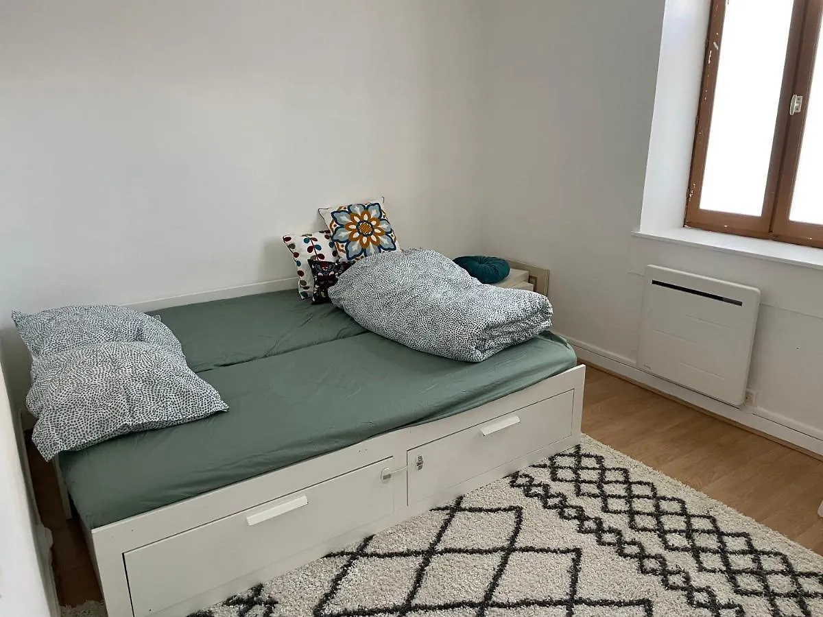Apartament Charmant Studio 2 Pieces Grenoble 0*,  Francja
